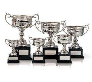 優勝カップ　カップ　表彰　表彰式　真鍮　真鍮製　トロフィ